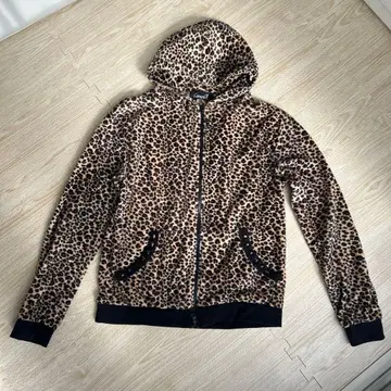 CavariA 더블 지퍼 보아 후드티 후드 부착 레오파드