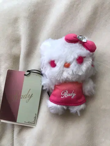 Rady 헬로키티 콜라보 봉제 인형 키링