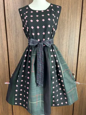 기모노 리메이크  순수 실크 울 패치워크 원피스 블랙과 그린 체크 무늬