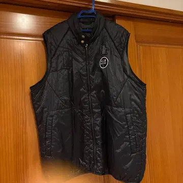 Munsingwear 블랙 다운 베스트 3L