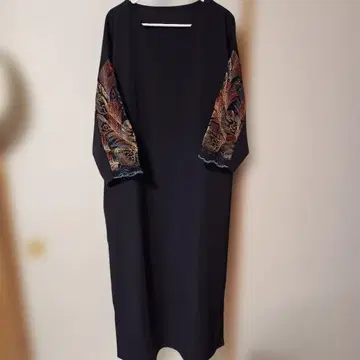 antiqua 자수 V넥 롱 원피스