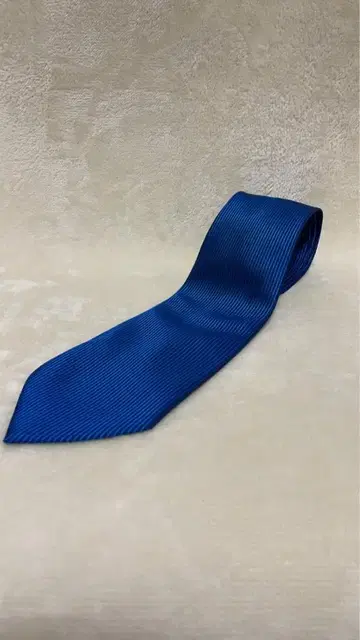 새상품급 Hugo Boss 넥타이 블루 계열 실크 이탈리아제