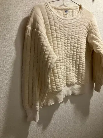 퀼팅 트레이닝복 M 크루넥 충전솜 퀼팅 서멀