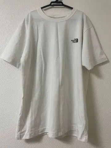THE NORTH FACE 화이트 T셔츠