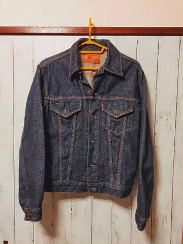 Levi's 다크 블루 데님 자켓 70505-0217 사이즈 38