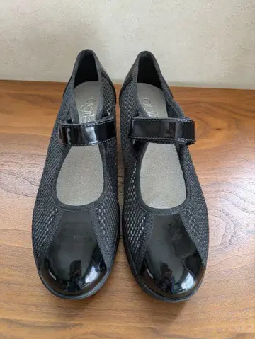 아질레 바이 루코 라인 메쉬 슈즈