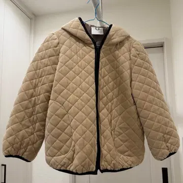 후드 부착 베이지 퀼팅 자켓 아우터 후드티