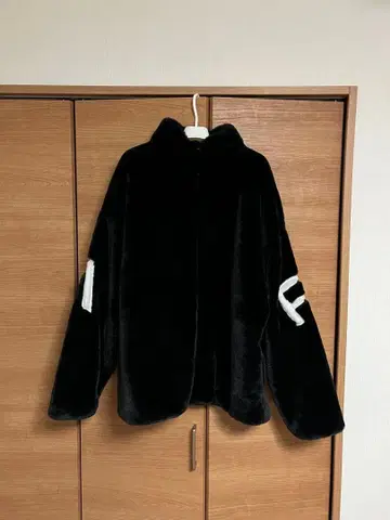 RVCA 퍼 자켓 루카