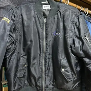 SNAP CLUB 블랙 MA-1 플라이트 자켓