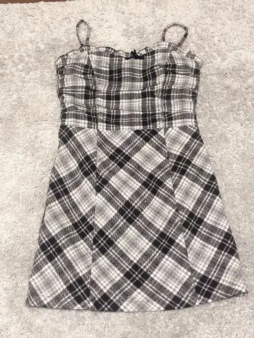 엠미에메 원피스 M me eme