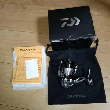 다이와 셀테이트 FCLT2500S-XH 미사용품