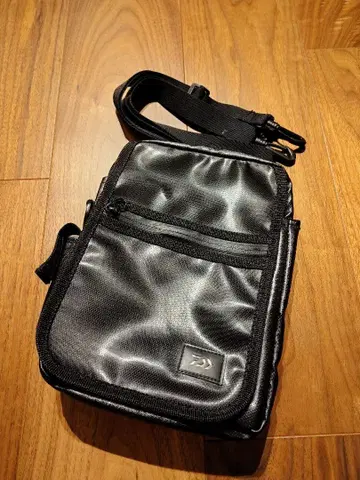 DAIWA 다이와 숄더 파우치