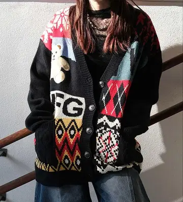 HOOK 패치워크 패턴 니트 가디건