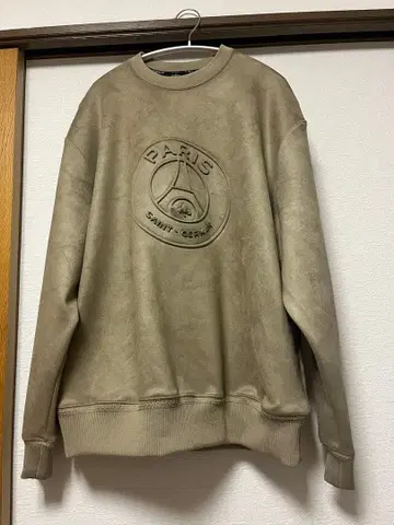 PARIS SAINT-GERMAIN 베이지 맨투맨