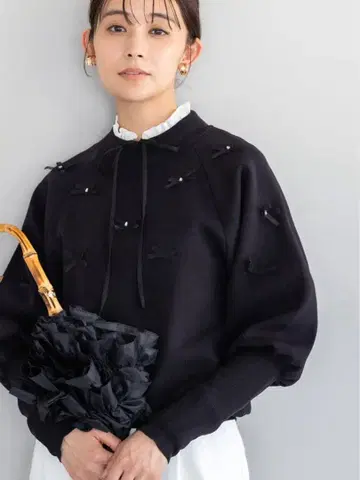 아메노치하레 메니 리본 니트 풀오버