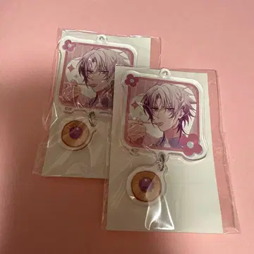 가을바람 마르쉐 미스트니아 루카스 아크링 키링