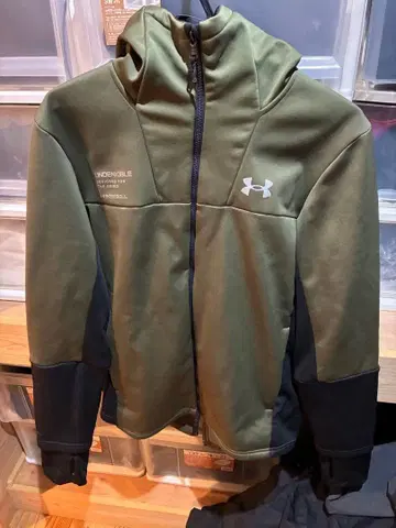 언더아머 야구 후드티 올리브 그린 후드티