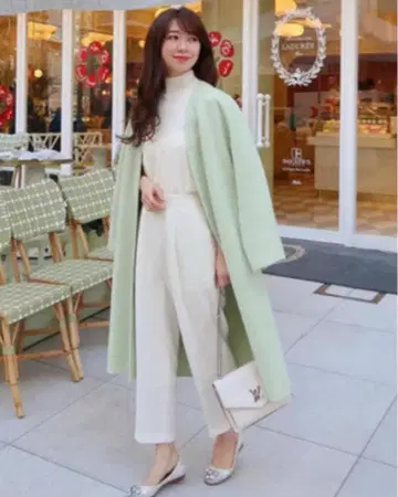 셀포드 깨끗한 색 민트 컬러 리버 코트