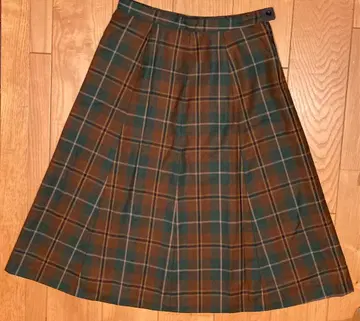 Mademoiselle NON NON 체크 무늬 플레어 스커트