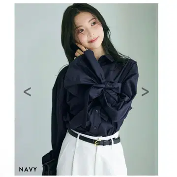BASEMENT 리본 캔디 슬리브 블라우스