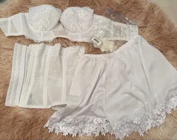 브라이덜 이너 세트 화이트 F65