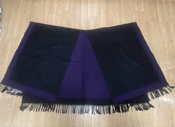 블랙과 보라색의 프린지 스톨