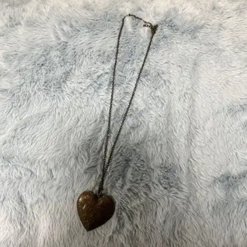 하트형 메탈 펜던트 약 4.5cm