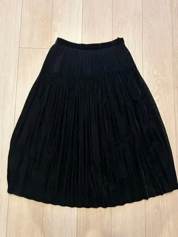 M-premierBLACK 블랙 플리츠 스커트 무릎 기장