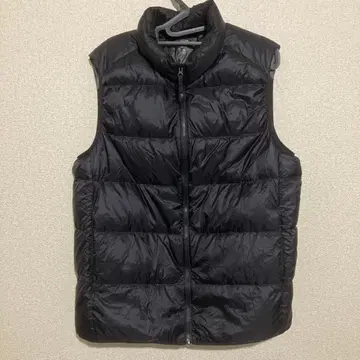 UNIQLO 유니클로 울트라 라이트 다운 베스트 와이드 퀼트 블랙 XL