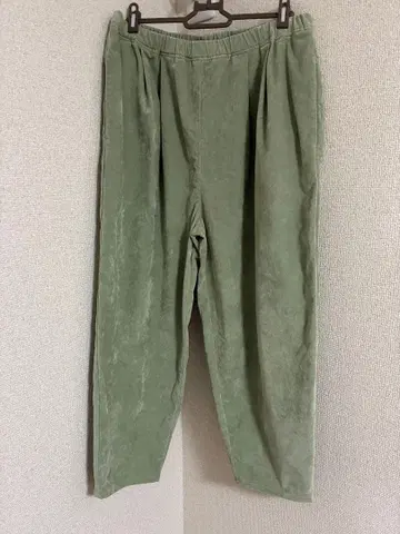 Gauze# x 프렌치 브뤼 코듀로이 턱 팬츠