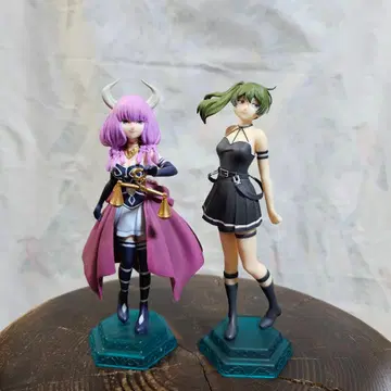 장송의 프리렌 피규어 2체 세트