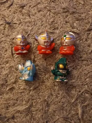 울트라맨 피규어 5체 세트