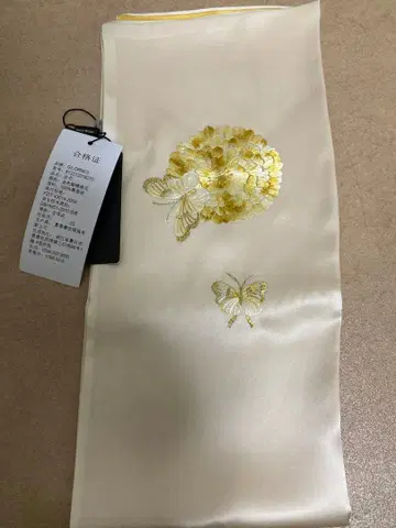 멀버리 실크 나비와 꽃 자수 35 x 155cm