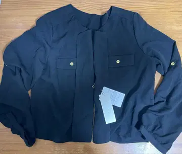 ecruefil 지퍼 달린 얇은 소재의 긴팔 겉옷