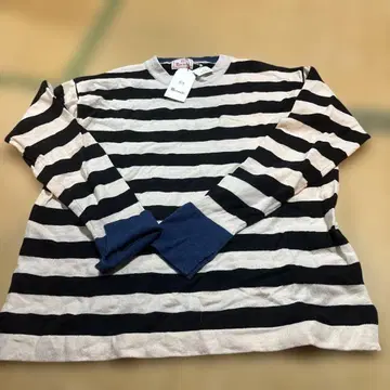 탄탄 작년 택 포함 새상품 Mao made 스트라이프 긴팔 T셔츠 프리