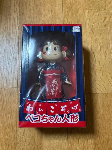 후지야 페코짱 완코소바 인형
