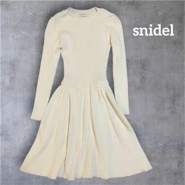 SNIDEL 스나이델 화이트 긴팔 니트 미니 원피스 Free