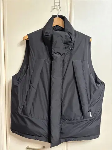 GORE-TEX WINDSTOPPER FIELD DOWN VEST