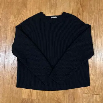 AURALEE 블랙 리브 긴팔 스웨터