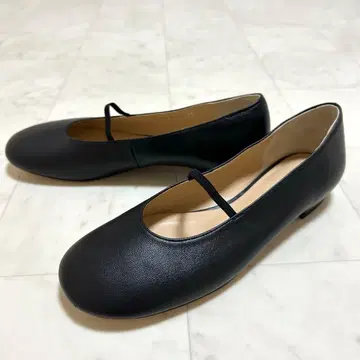 새상품급 CLANE 플랫슈즈 오블리크토 블랙 37