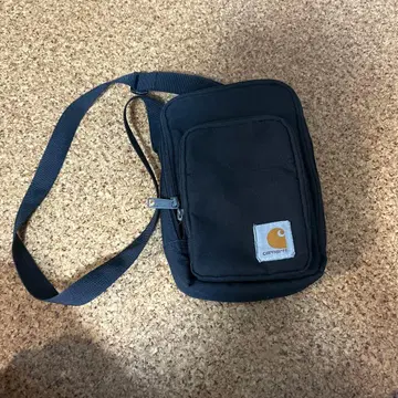 Carhartt 블랙 숄더백