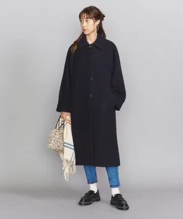 뷰티앤유스 BY 모사 와이드 슬리브 스텐카라 코트 네이비