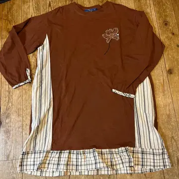 드럭 스토어즈 꽃 자수 브라운 튜닉 M 사이즈