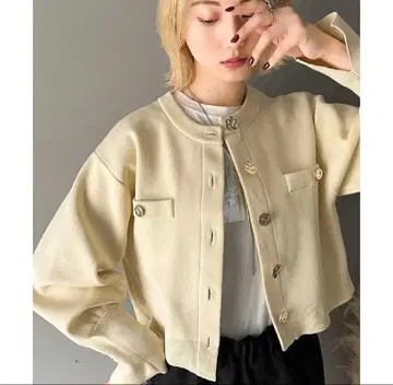 [ 새상품 ] Classical Elf 경량 단장 슬릿 버튼 니트 가디건