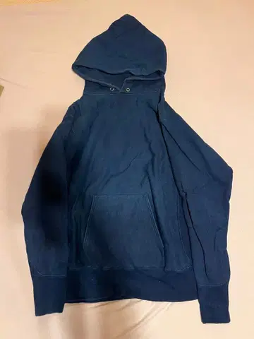 ATON 네이비 후드티