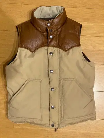 HIMALAYA 다운 베스트 베이지/브라운 사이즈 1