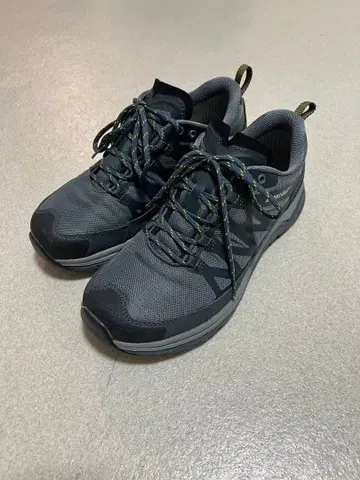 몽벨 트레킹 GORE-TEX 25cm 스니커즈