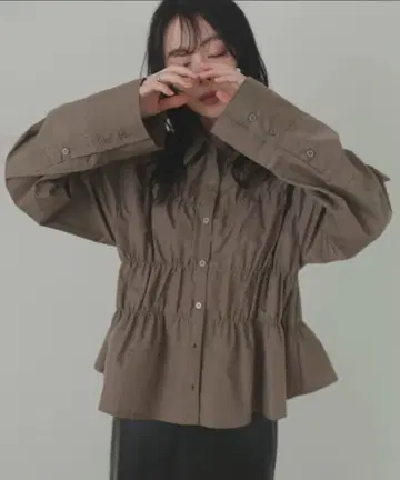 셔링 뷔스티에 디자인 셔츠