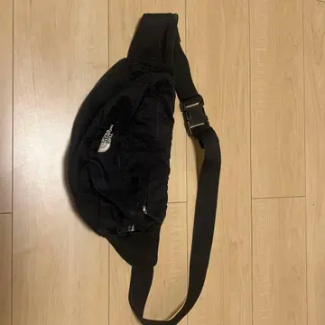 THE NORTH FACE 바디백 블랙