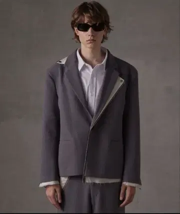 GRANCY 리버스 레이어드 디자인 테일러드 자켓 블랙 M